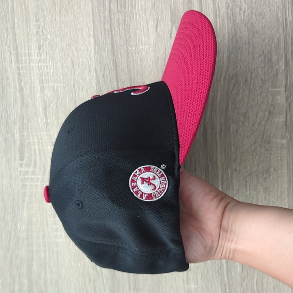 Top of the World Black/Crimson Alabama Crimson Tide Two-Tone Reflex Hybrid- M/L - Picture 6 of 9